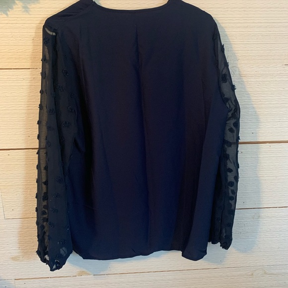 Elegant Navy Blue Women's Top. Size XL. - Picture 8 of 9